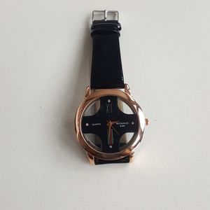 Womage  watch